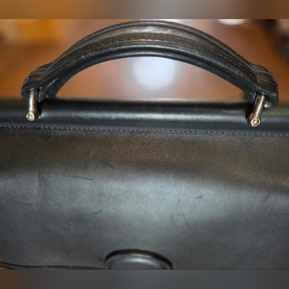 Rare Vintage Coach Willis Black Leather Satchel Turnlock USA Made - Picture 7 of 11